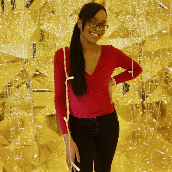 Meet your Posher, Shania - Picture 1 of 1